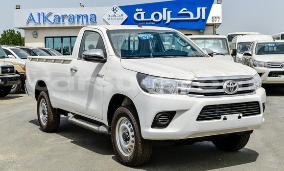 Acheter Import Voiture Toyota Hilux Blanc à Import - Dubai, Barh el Gazel Acheter Import Voiture Toyota Hilux Blanc à Import - Dubai, Barh el Gazel
