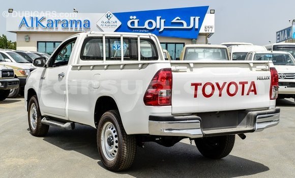 Acheter Import Voiture Toyota Hilux Blanc à Import - Dubai, Barh el Gazel Acheter Import Voiture Toyota Hilux Blanc à Import - Dubai, Barh el Gazel