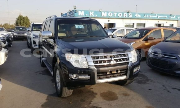 Acheter Import Voiture Mitsubishi Pajero Noir à Import - Dubai, Barh el Gazel Acheter Import Voiture Mitsubishi Pajero Noir à Import - Dubai, Barh el Gazel