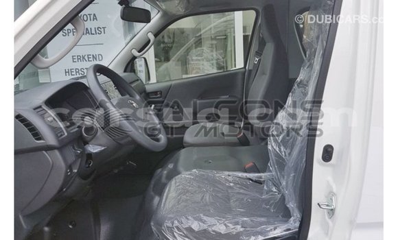 Buy Import Toyota Hiace White Car in Import - Dubai in Barh el Gazel Buy Import Toyota Hiace White Car in Import - Dubai in Barh el Gazel