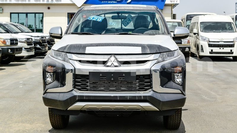 Big with watermark mitsubishi l200 barh el gazel import dubai 2921