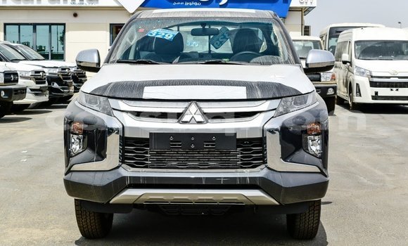 Buy Import Mitsubishi L200 Black Car in Import - Dubai in Barh el Gazel Buy Import Mitsubishi L200 Black Car in Import - Dubai in Barh el Gazel