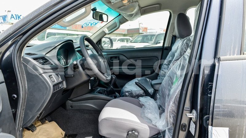 Big with watermark mitsubishi l200 barh el gazel import dubai 2921