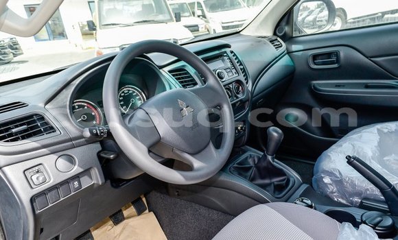 Buy Import Mitsubishi L200 Black Car in Import - Dubai in Barh el Gazel Buy Import Mitsubishi L200 Black Car in Import - Dubai in Barh el Gazel