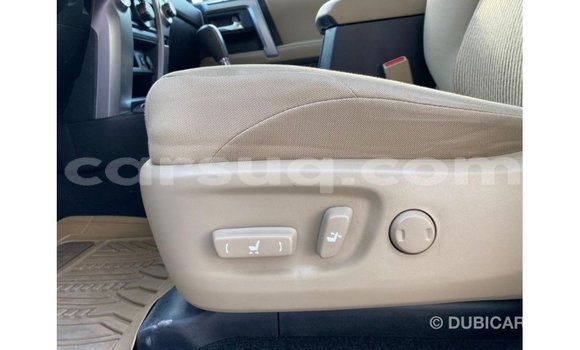 Acheter Import Voiture Toyota 4Runner Blanc à Import - Dubai, Barh el Gazel Acheter Import Voiture Toyota 4Runner Blanc à Import - Dubai, Barh el Gazel