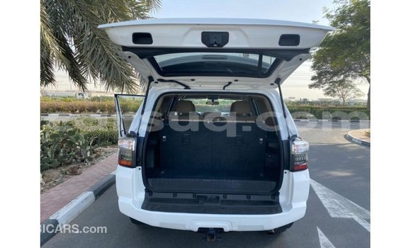 Acheter Import Voiture Toyota 4Runner Blanc à Import - Dubai, Barh el Gazel Acheter Import Voiture Toyota 4Runner Blanc à Import - Dubai, Barh el Gazel