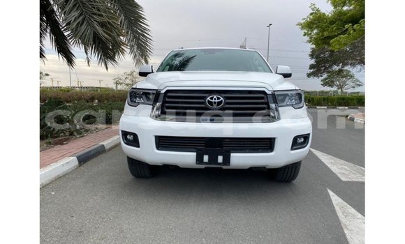 Acheter Import Voiture Toyota Sequoia Blanc à Import - Dubai, Barh el Gazel Acheter Import Voiture Toyota Sequoia Blanc à Import - Dubai, Barh el Gazel