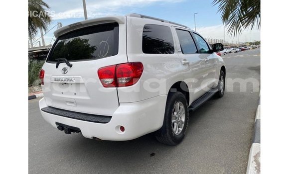 Acheter Import Voiture Toyota Sequoia Blanc à Import - Dubai, Barh el Gazel Acheter Import Voiture Toyota Sequoia Blanc à Import - Dubai, Barh el Gazel