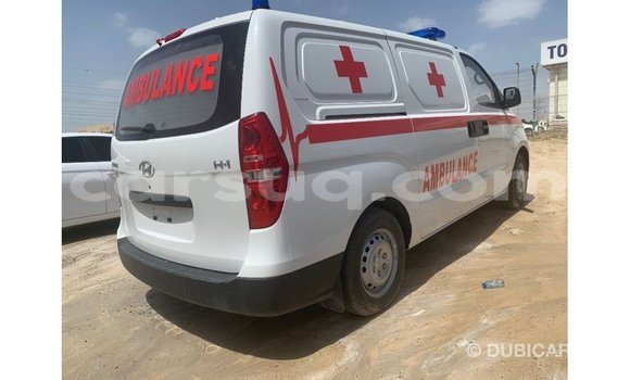 Acheter Import Voiture Hyundai Accent Blanc à Import - Dubai, Barh el Gazel Acheter Import Voiture Hyundai Accent Blanc à Import - Dubai, Barh el Gazel