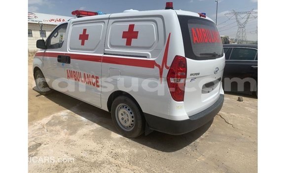 Acheter Import Voiture Hyundai Accent Blanc à Import - Dubai, Barh el Gazel Acheter Import Voiture Hyundai Accent Blanc à Import - Dubai, Barh el Gazel