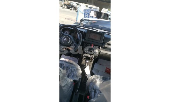 Acheter Import Voiture Suzuki Jimny Vert à Import - Dubai, Barh el Gazel Acheter Import Voiture Suzuki Jimny Vert à Import - Dubai, Barh el Gazel