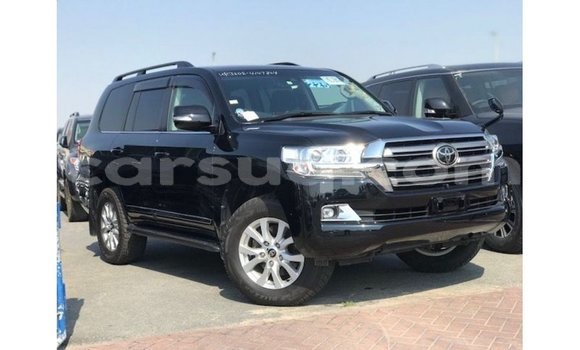 Acheter Import Voiture Toyota Land Cruiser Noir à Import - Dubai, Barh el Gazel Acheter Import Voiture Toyota Land Cruiser Noir à Import - Dubai, Barh el Gazel