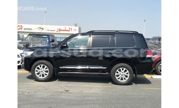 Acheter Import Voiture Toyota Land Cruiser Noir à Import - Dubai, Barh el Gazel Acheter Import Voiture Toyota Land Cruiser Noir à Import - Dubai, Barh el Gazel