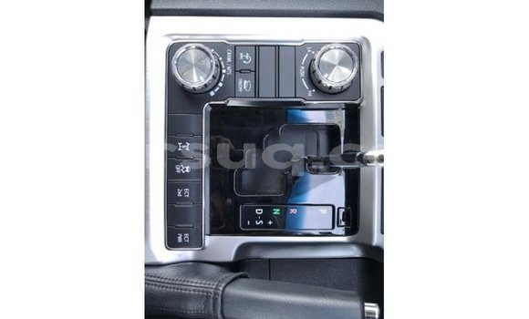 Acheter Import Voiture Toyota Land Cruiser Noir à Import - Dubai, Barh el Gazel Acheter Import Voiture Toyota Land Cruiser Noir à Import - Dubai, Barh el Gazel