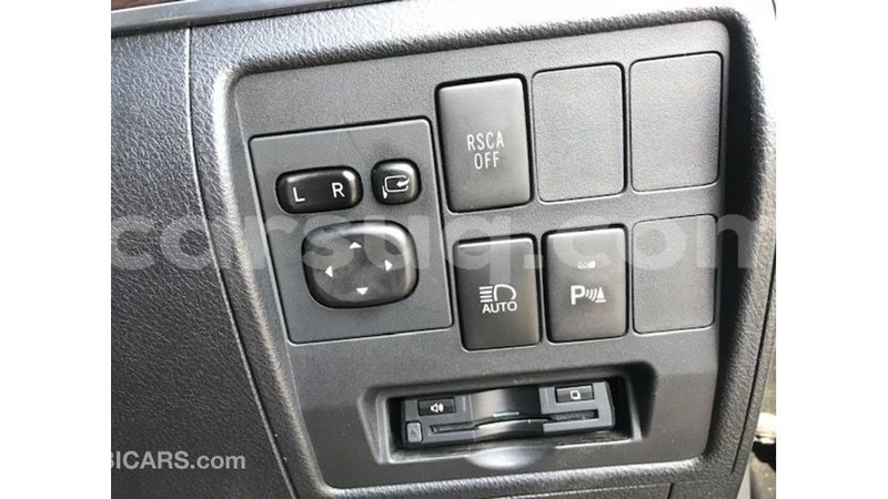 Big with watermark toyota land cruiser barh el gazel import dubai 2952