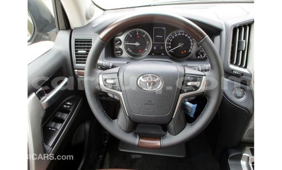 Buy Import Toyota Land Cruiser Black Car in Import - Dubai in Barh el Gazel Buy Import Toyota Land Cruiser Black Car in Import - Dubai in Barh el Gazel