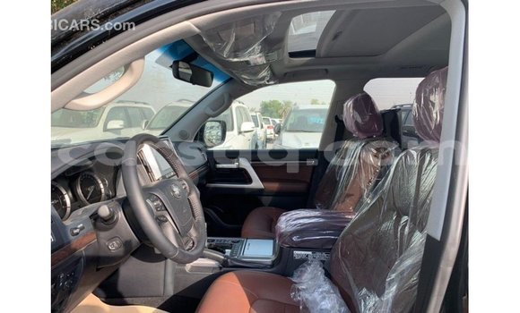 Buy Import Toyota Land Cruiser Black Car in Import - Dubai in Barh el Gazel Buy Import Toyota Land Cruiser Black Car in Import - Dubai in Barh el Gazel
