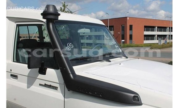 Buy Import Toyota Land Cruiser White Car in Import - Dubai in Barh el Gazel Buy Import Toyota Land Cruiser White Car in Import - Dubai in Barh el Gazel