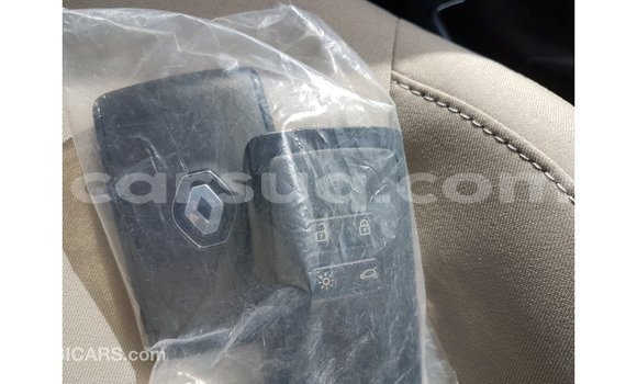 Acheter Import Voiture Renault 19 Vert à Import - Dubai, Barh el Gazel Acheter Import Voiture Renault 19 Vert à Import - Dubai, Barh el Gazel