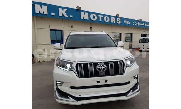 Acheter Import Voiture Toyota Prado Blanc à Import - Dubai, Barh el Gazel Acheter Import Voiture Toyota Prado Blanc à Import - Dubai, Barh el Gazel