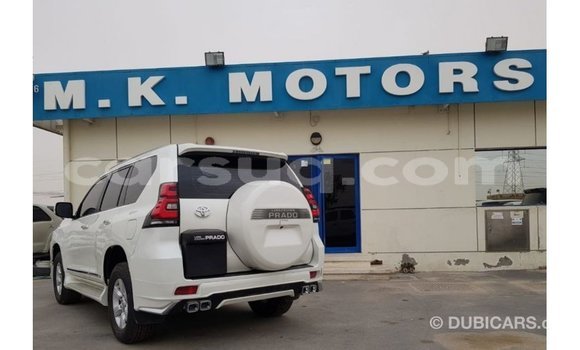Acheter Import Voiture Toyota Prado Blanc à Import - Dubai, Barh el Gazel Acheter Import Voiture Toyota Prado Blanc à Import - Dubai, Barh el Gazel
