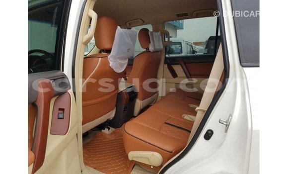 Acheter Import Voiture Toyota Prado Blanc à Import - Dubai, Barh el Gazel Acheter Import Voiture Toyota Prado Blanc à Import - Dubai, Barh el Gazel