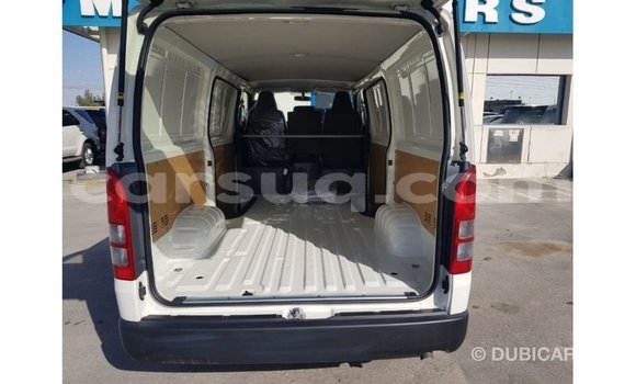 Acheter Import Voiture Toyota Hiace Blanc à Import - Dubai, Barh el Gazel Acheter Import Voiture Toyota Hiace Blanc à Import - Dubai, Barh el Gazel