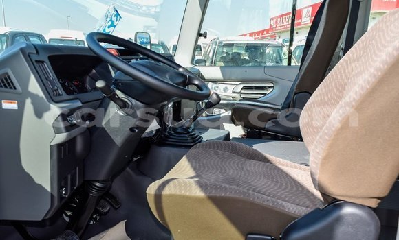 Buy Import Toyota Coaster White Car in Import - Dubai in Barh el Gazel Buy Import Toyota Coaster White Car in Import - Dubai in Barh el Gazel