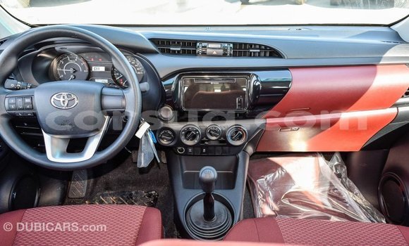 Buy Import Toyota Hilux White Car in Import - Dubai in Barh el Gazel Buy Import Toyota Hilux White Car in Import - Dubai in Barh el Gazel