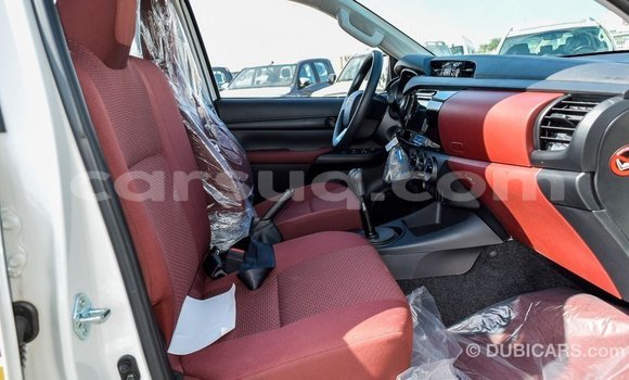 Buy Import Toyota Hilux White Car in Import - Dubai in Barh el Gazel Buy Import Toyota Hilux White Car in Import - Dubai in Barh el Gazel