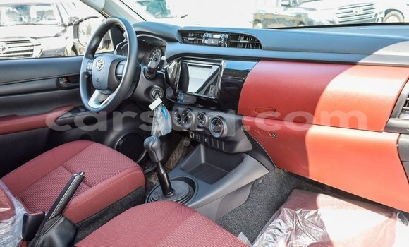 Buy Import Toyota Hilux White Car in Import - Dubai in Barh el Gazel Buy Import Toyota Hilux White Car in Import - Dubai in Barh el Gazel