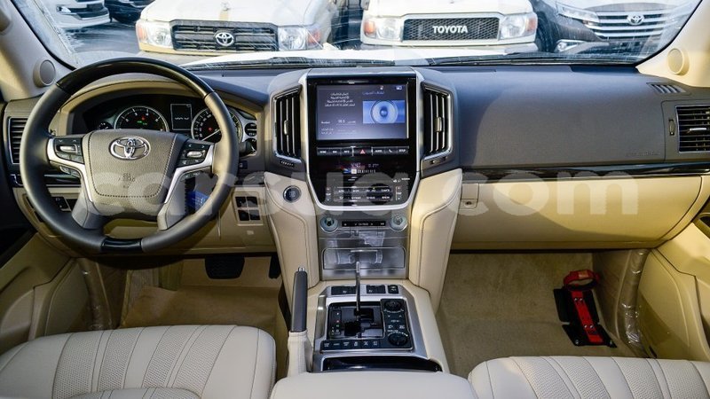 Big with watermark toyota land cruiser barh el gazel import dubai 3002