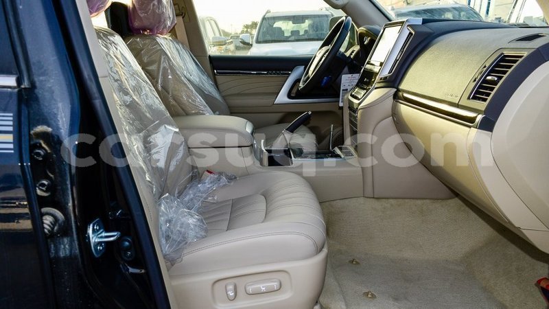 Big with watermark toyota land cruiser barh el gazel import dubai 3002