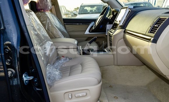 Buy Import Toyota Land Cruiser Black Car in Import - Dubai in Barh el Gazel Buy Import Toyota Land Cruiser Black Car in Import - Dubai in Barh el Gazel