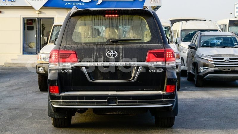 Big with watermark toyota land cruiser barh el gazel import dubai 3002