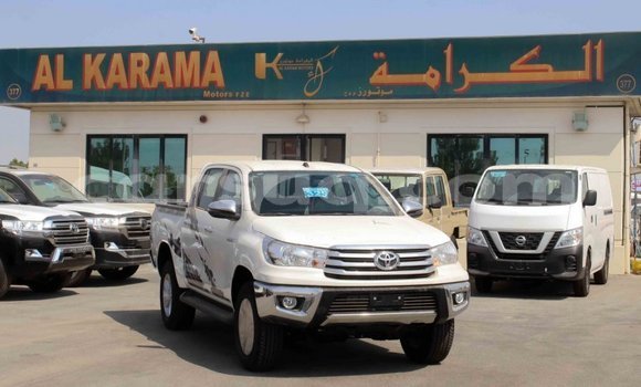 Buy Import Toyota Hilux White Car in Import - Dubai in Barh el Gazel Buy Import Toyota Hilux White Car in Import - Dubai in Barh el Gazel