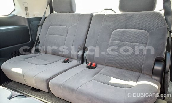 Buy Import Toyota Land Cruiser White Car in Import - Dubai in Barh el Gazel Buy Import Toyota Land Cruiser White Car in Import - Dubai in Barh el Gazel