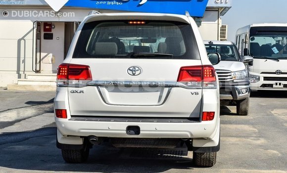 Buy Import Toyota Land Cruiser White Car in Import - Dubai in Barh el Gazel Buy Import Toyota Land Cruiser White Car in Import - Dubai in Barh el Gazel