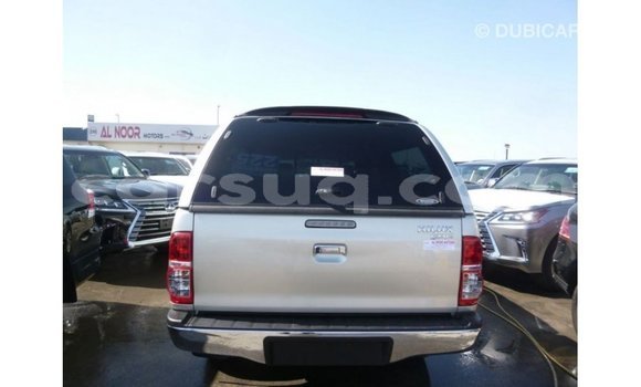 Acheter Import Voiture Toyota Hilux Autre à Import - Dubai, Barh el Gazel Acheter Import Voiture Toyota Hilux Autre à Import - Dubai, Barh el Gazel