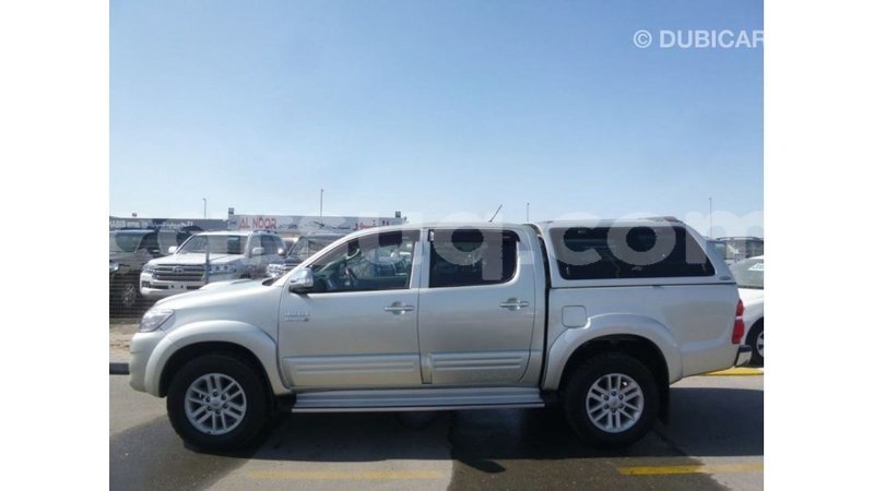 Big with watermark toyota hilux barh el gazel import dubai 3015