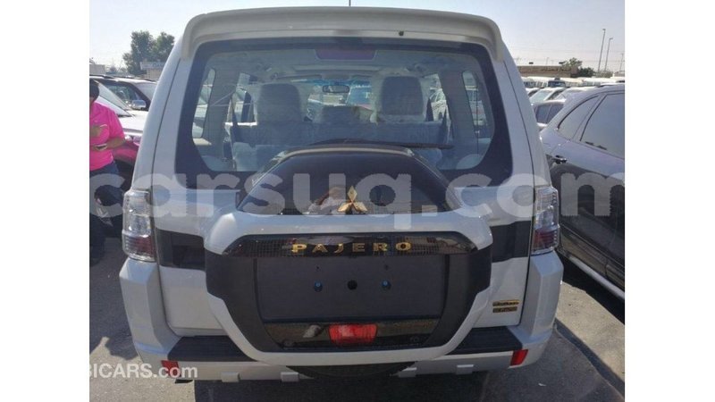 Big with watermark mitsubishi pajero barh el gazel import dubai 3070