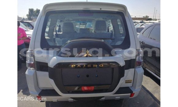 Buy Import Mitsubishi Pajero White Car in Import - Dubai in Barh el Gazel Buy Import Mitsubishi Pajero White Car in Import - Dubai in Barh el Gazel