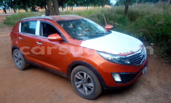 Acheter Occasion Voiture Kia Sportage Rouge à Doba au Tchad Acheter Occasion Voiture Kia Sportage Rouge à Doba au Tchad