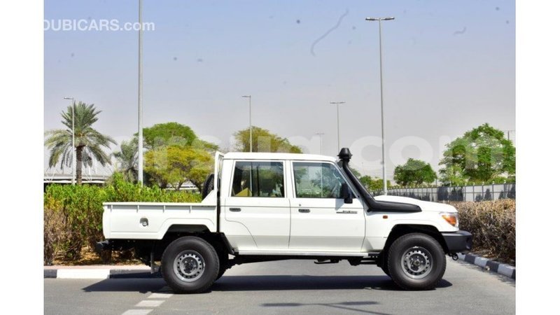 Big with watermark toyota land cruiser barh el gazel import dubai 3076