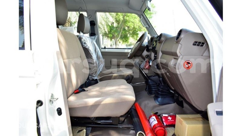 Big with watermark toyota land cruiser barh el gazel import dubai 3076