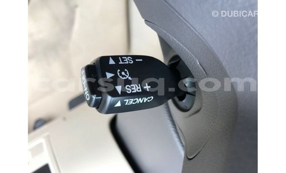 Acheter Import Voiture Toyota Land Cruiser Blanc à Import - Dubai, Barh el Gazel Acheter Import Voiture Toyota Land Cruiser Blanc à Import - Dubai, Barh el Gazel