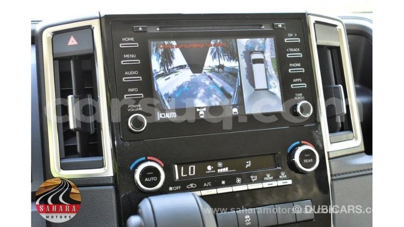 Big with watermark toyota granvia barh el gazel import dubai 3085