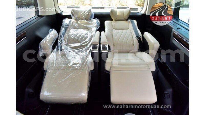 Big with watermark toyota granvia barh el gazel import dubai 3085