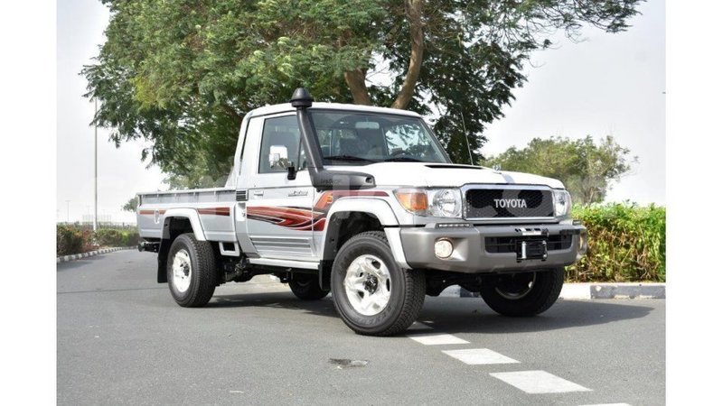 Big with watermark toyota land cruiser barh el gazel import dubai 3086