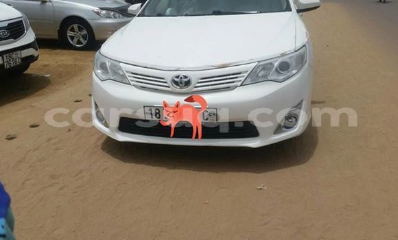 Acheter Occasion Voiture Toyota Camry Blanc à N'Djamena au Tchad Acheter Occasion Voiture Toyota Camry Blanc à N'Djamena au Tchad
